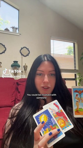 Twin Flame vs Divine Counterpart: Exploring Angel Numbers and Relationship Readings