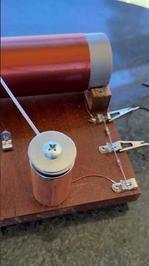 DIY AM Crystal Radio Set with small Amplifier