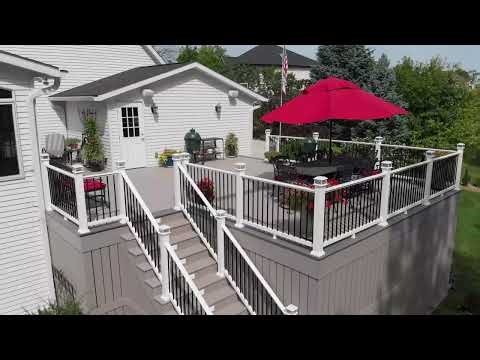 Davenport Iowa Azek Deck Build
