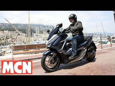Honda Forza 300 & 125 | Scooter Test | Motorcyclenews.com