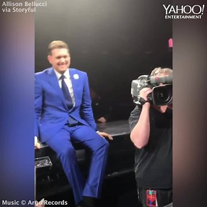 Michael Bublé wasn't the only talented singer at his concert in New York City! 😱👏 | Yahoo Entertainment