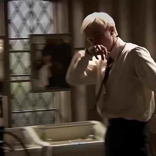 —☆ #DRACOMALFOY ; editing bts again because i'm bored and i love him [#dracotok #tomfelton #behindthescenes #halfbloodsoc #fyp #harrypotter #draco #dracotiktok]