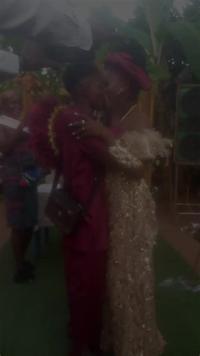 oneones (@oneones409)’s videos with original sound - LYRICS VIBEZ 🎧