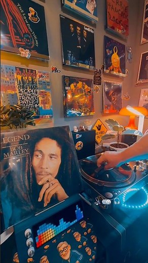 Bob Marley – Legend on Vinyl 🔥 Timeless Reggae Spin That Changed Everything 🌴🎶