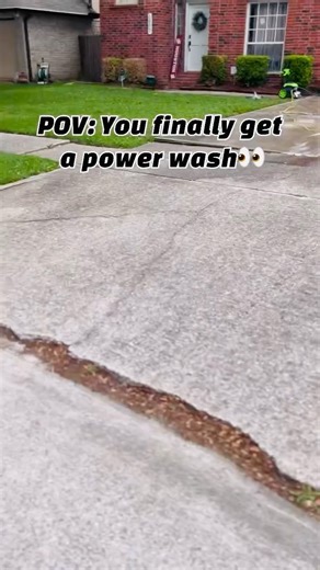 POV: You finally power wash the driveway🔥 #powerwashing #cleaning #service #shorts #shortsviral