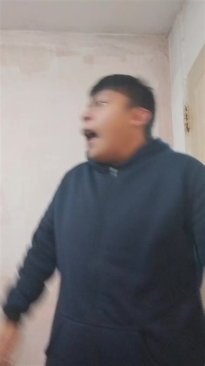 Atención: ¡Todos escuchen sobre el juego!