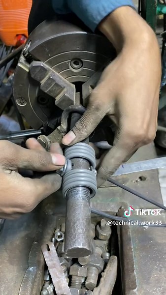 Single Wire to Double Spring | Precision Crafting Process##SpringMaking #DoubleSpring #MachineWork #Craftsmanship #EngineeringProcess