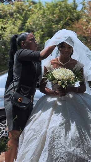 Just a wedding planner doing her thing. Precise coordination, extraordinary results. It's all in the details✨️ POV: You trust us with your wedding planning and coordination. Hearty congratulations to Omega and Sam 🎊 Venue: @mythoseventszw Deco : @hermosaevents_theplannerzw Catering : @sandratusaumwe Photography: @tinageephotographyzw Videography: @afroshuttermedia MC : @mc_swiss_chitsinde Marriage officer : @z.chakawa Sound : @djlibys Reels : @drnash3116 Gown : @ornateapparelluxuriousbrand Cake