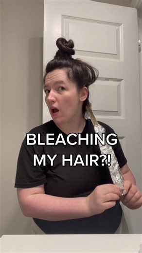 First Time Bleaching My Hair at Home: What to Expect