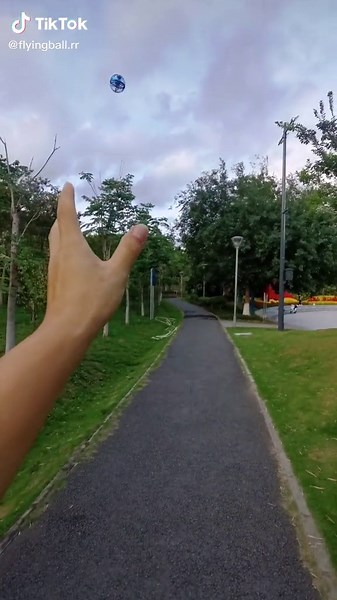 Home page#flynova #flyingball #toy #flynovapro #flyingtoys #UFO