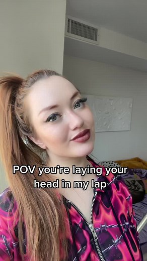 Emma Magnolia (@emmamagnoliaa)’s videos with Duvet - bôa