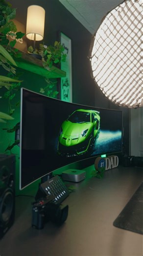 CRAZY M4 Mac Mini Desk setup!