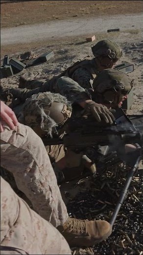 US Marines Live Fire Training! Advanced Infantry Exercise #usmarines #training #righttargets