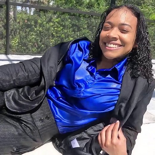 WetlookFashion | Business Outfit all soaked in the Pool Check out the full clip at https://wetlookfashion.umd.net #wetlook #business #wetclothes #wethair... | Instagram