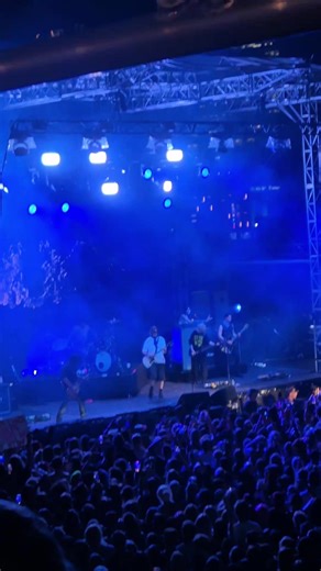 Yungblud Fans Celebrate with Moshpit Fun