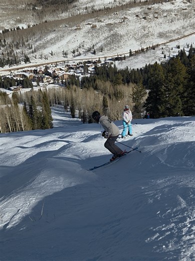 Mastering Moguls in Snowboarding: Tips for Success
