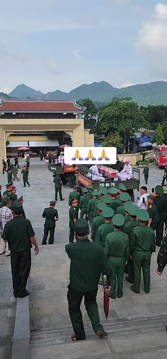 Military Funeral Procession Honors Fallen Soldiers
