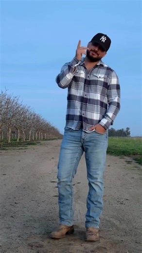 Noel (@noelocegueda_)’s videos with La nena - Banda Pequeños Musical