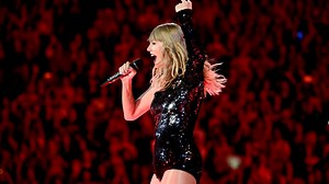 Taylor Swift is Performing at Gillette Stadium This Weekend. Here's What to Know Before You Go