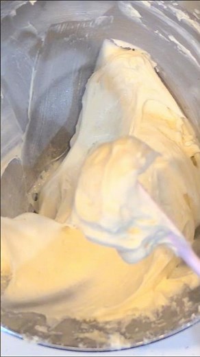2 Ingredients = The Quickest Vanilla Mousse Ever?! 😳