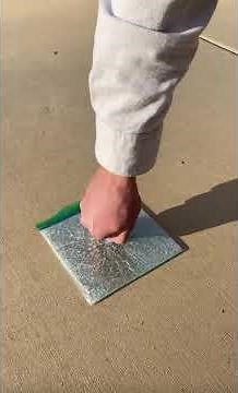 RESQME® GLASS BREAKING DEMO - Tempered Glass Breaker