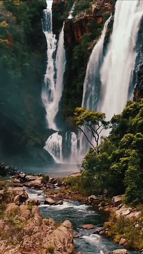 Live Waterfall Wallpaper: Nature Aesthetic Background