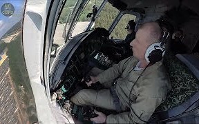 驾驶舱视角观看米-26"光晕"重型直升机低空通场（2019/6/9）