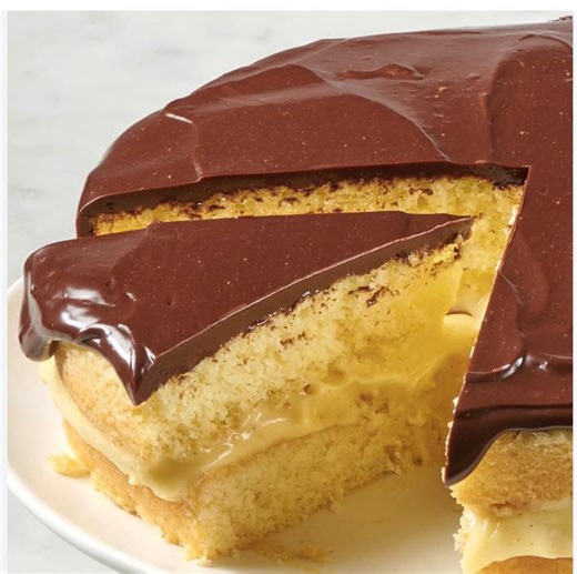 Handcrafted Boston Cream Pie: Vanilla Custard, Chocolate Ganache - Etsy