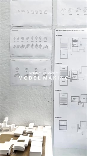 2nd Semester Architecture Student Mid-Review at Rice University