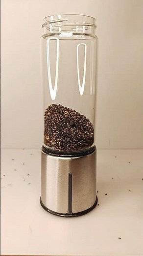 Black Sesame + Water in Blender | Thick Satisfying Mixing Process