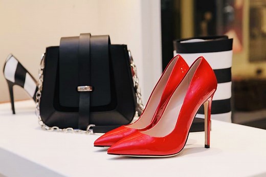 | FavoredLeather.com