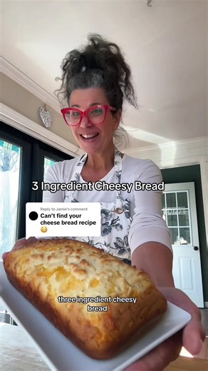 3 Ingredient Cheesy Bread Recipe You Need to Try