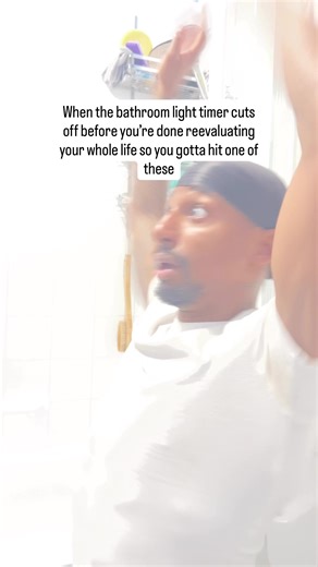 Got me Harlem shaking with tissue stuck in between the cheeks 😩😂