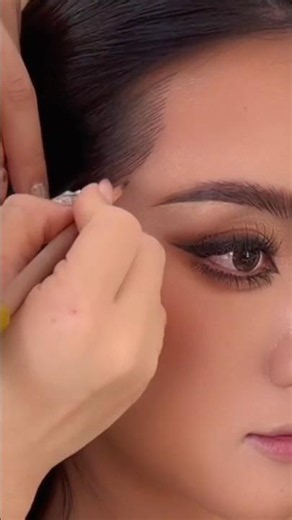 #Reapplying the hairline #Heavy makeup #Arabic makeup