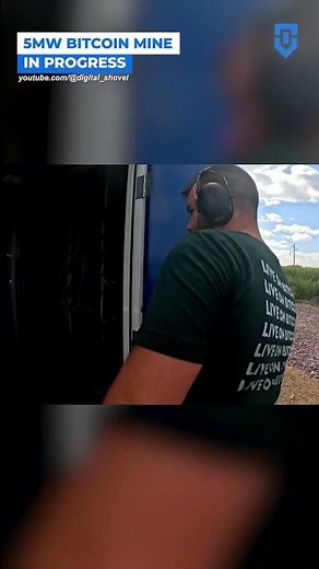 Touring a 5MW Bitcoin Mining Farm in Iowa