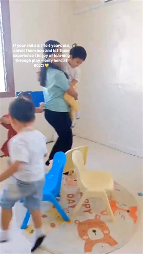 A good time and great learning for our little learners! 💛 Group play like Trip to Jerusalem helps develop listening skills, coordination, and sportsmanship — because learning is always best when it’s fun! 🎯🎵 #BCLC #FunLearning #Playgroup #Teamwork | Bright Child Learning Center