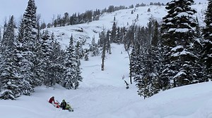 Gallatin National Forest Avalanche Center raises money