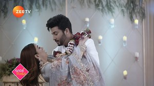 1M views · 10K reactions | #Preeta is shocked after hearing the way #ArjunSooryavanshi talks, will she ever find out that it's #Karan in #ArjunSooryavanshi's disguise? Watch #KundaliBhagya, only on #ZeeTVCaribbean. #PreetaKiKashmakash #KundaliBhagya #PreeRan Shraddha Arya Dheeraj Dhoopar #RishikaNag Swati Kapoor Kundali Bhagya Zee TV | ZEE TV Caribbean | Facebook