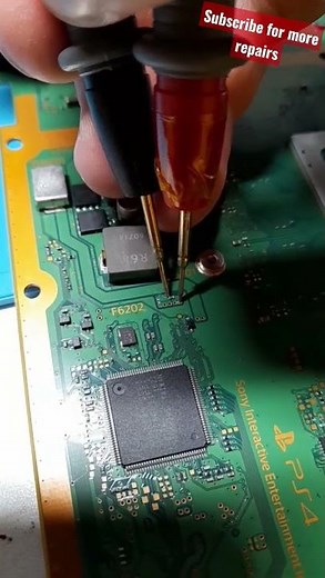 a TINY Component Broke This PS4 🔍