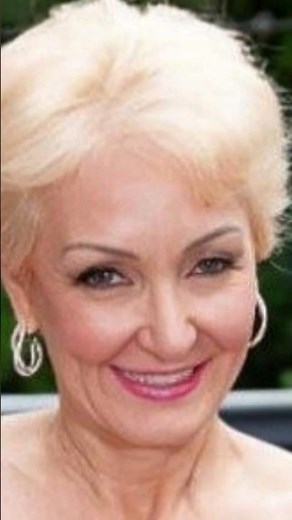 Seka Black : Standing Out in Her 60s 🌟 #ustop10 #beauty #shorts