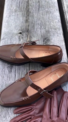 Your go-to flats for work, errands, and beyond. #7or9