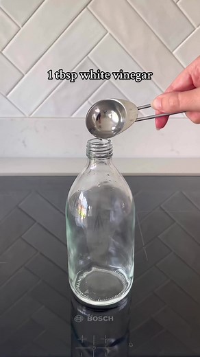 Say Goodbye to Fingerprints with this Magical Cleaning Hack!