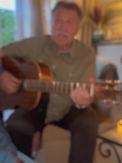 Anna Rusowicz on Reels