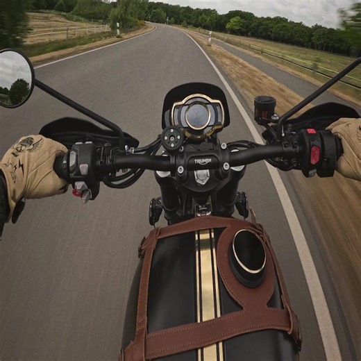 2.5K views · 19 reactions | Leather Tank Straps for Triumph Modern Classics. | Trip Machine | Facebook