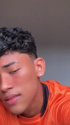 Dancing Hand Gestures Tutorial for Beginners