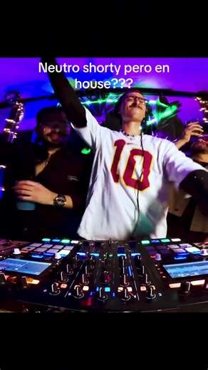 Remix de Chichar por Neutro Shorty en House