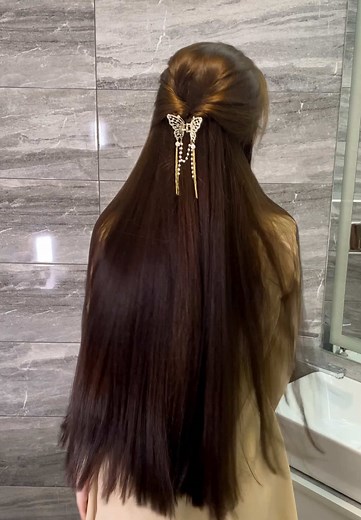 Easy Ponytail Hairstyle Tutorial for Women and Girls
