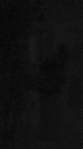 It’s our favorite day of the month - LO Local day!! 💗 Nothing fills our cups more than getting to see girls come together and break down their walls each month. We truly believe that everyone should have the chance to be a part of this special group, so if you don’t have an LO Local near you, then our LO virtual is for YOU. Head to our bio to sign up for tonight! 🙌 | Live Original