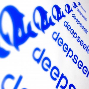 美国调查DeepSeek涉嫌通过新加坡的第三公司采购芯片 – 彭博