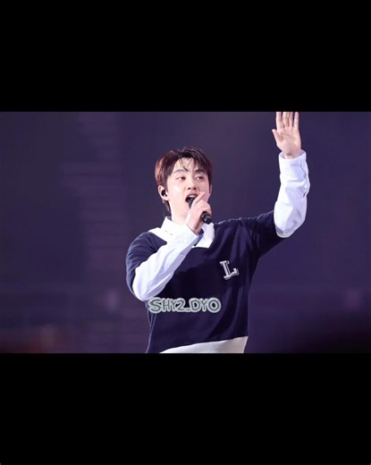 진짜 럽미라잇 그때 그대로의 얼굴인게 미쳤음(p)(260412 EXhOrizon 엑소라이즌 콘서트)#도경수 #디오 #KYUNGSOO #DOHKYUNGSOO